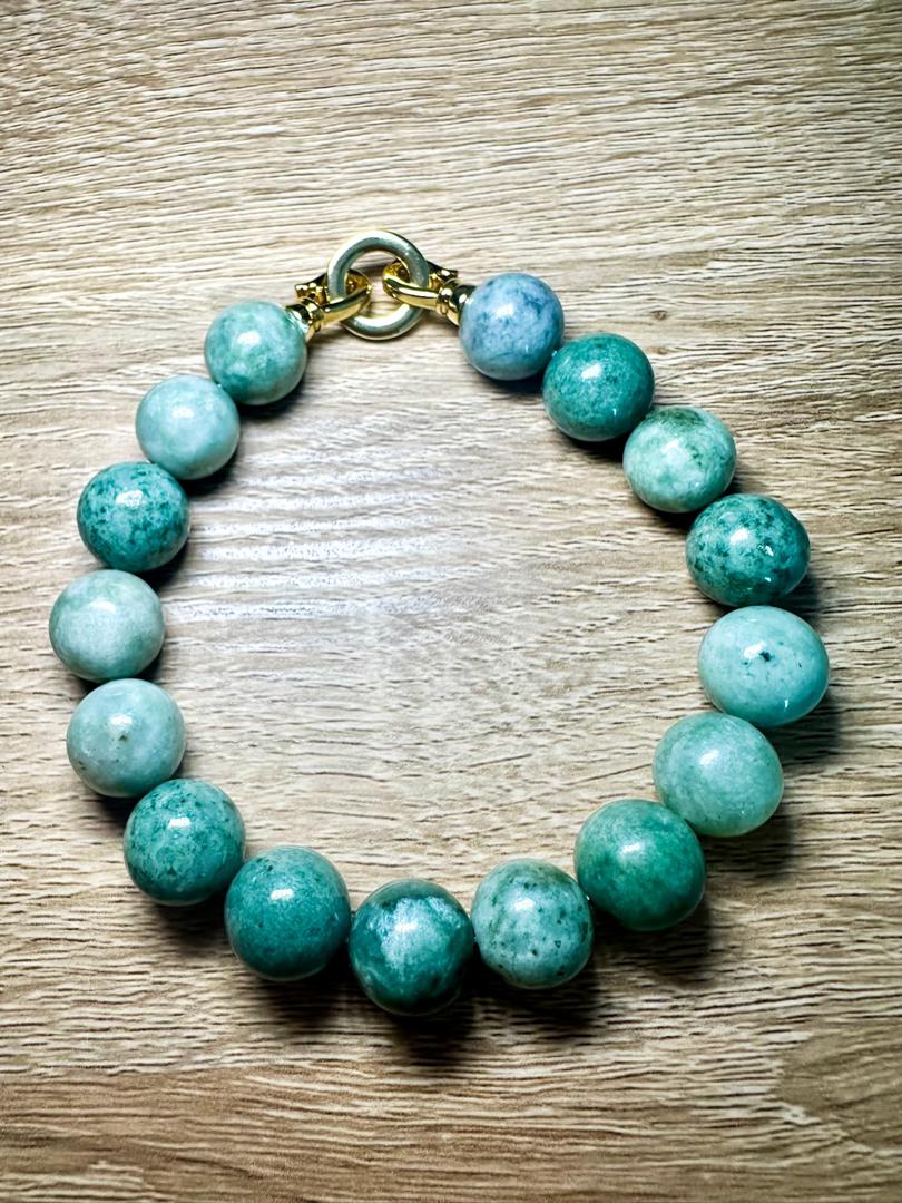 Jade de Birmanie A+ / 18 - 19 cm